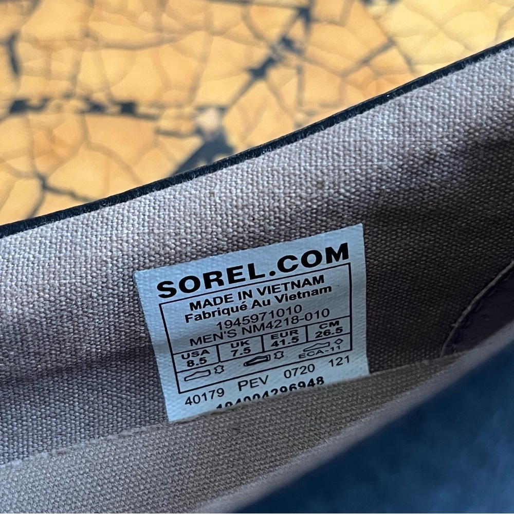 Sorel Men's Black Slip-On Shoes - Picture 9 of 10